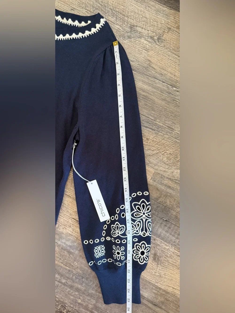 Chicos 2 US Large Navy Blue Knit Pullover Sweater Embroidered Eyelet Sleeves